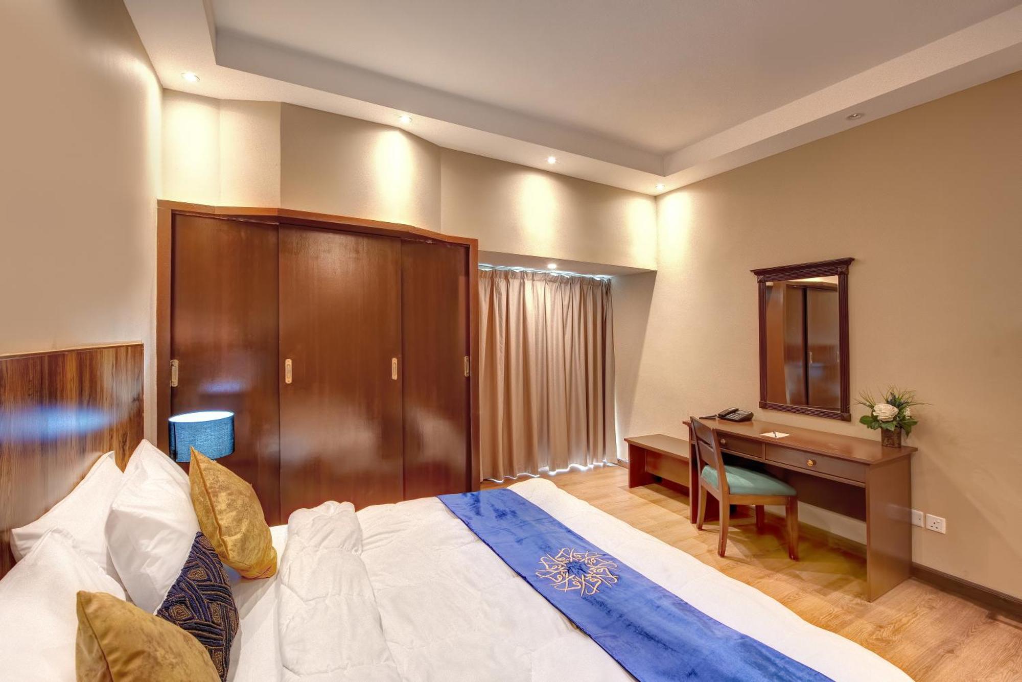 Al Bustan Flats Hotel Sharjah Luaran gambar